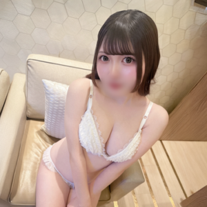 【18歳】めちゃかわな色白美肌Fカップが初めてでいきなりの中出し解禁♡生チ●ポ堕ちからのガチ昇天ハメ撮りの必見映像!! 1770455086.3