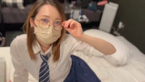 SHIORI - 本物グラビアアイドルを撮影のついでにハメ撮りして中出し player_thumb-40
