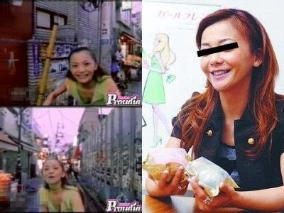 明らかにおっぱい丸見え