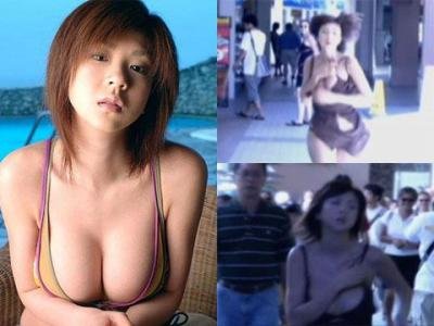 乳を揺らしながら逃げる女